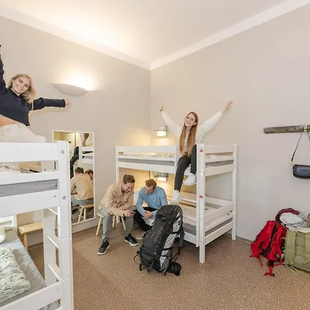 Hostel Wombat's