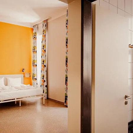Wombat's Hostel *