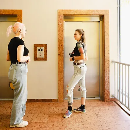 Wombat's Хостел *